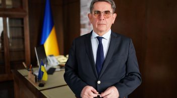 Очільник МОЗ виступає за оголошення в Україні надзвичайного стану