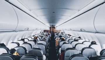 Більшість авіакомпаній можуть збанкрутувати до кінця травня через коронавірус