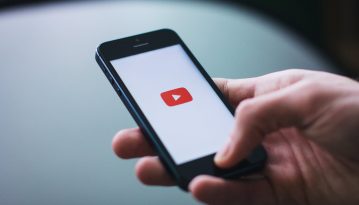 YouTube не монетизуватиме відео, в яких є бодай згадка про коронавірус