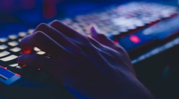 Російські ЗМІ підозрюють у навмисному поширенні дезінформації про коронавірус