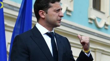 Зеленський: «Не раджу думати, що бажання миру послаблює нашу здатність дати відсіч»