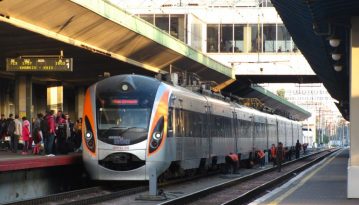 Жодних обмежень у русі залізницею через коронавірус в Україні немає