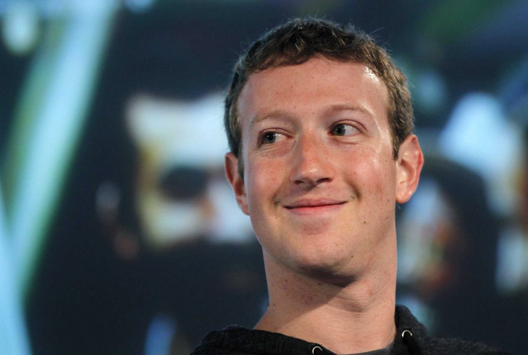 Facebook пожертвував 720 тис. масок для боротьби з коронавірусом, збирається надати ще мільйони