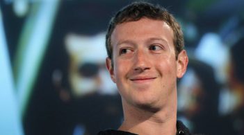 Facebook пожертвував 720 тис. масок для боротьби з коронавірусом, збирається надати ще мільйони