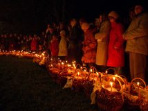 Поліція на Великдень складатиме протоколи за масові скупчення біля храмів