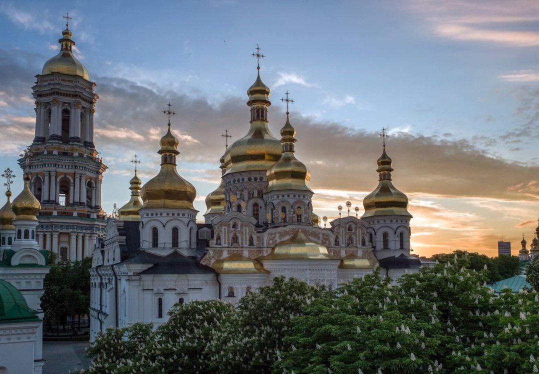 Петиція до Зеленського з вимогою вивести Києво-Печерську лавру з оренди УПЦ (МП) набрала необхідну кількість голосів