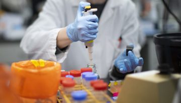 Коронавірус у світі виявили у майже 1,3 млн людей, з них понад 260 тис. одужали
