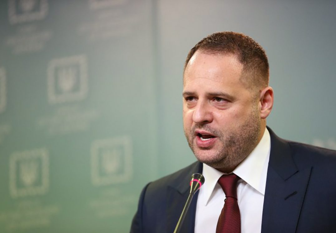 Петиція до Зеленського з вимогою звільнити Єрмака набрала необхідні 25 тис. підписів