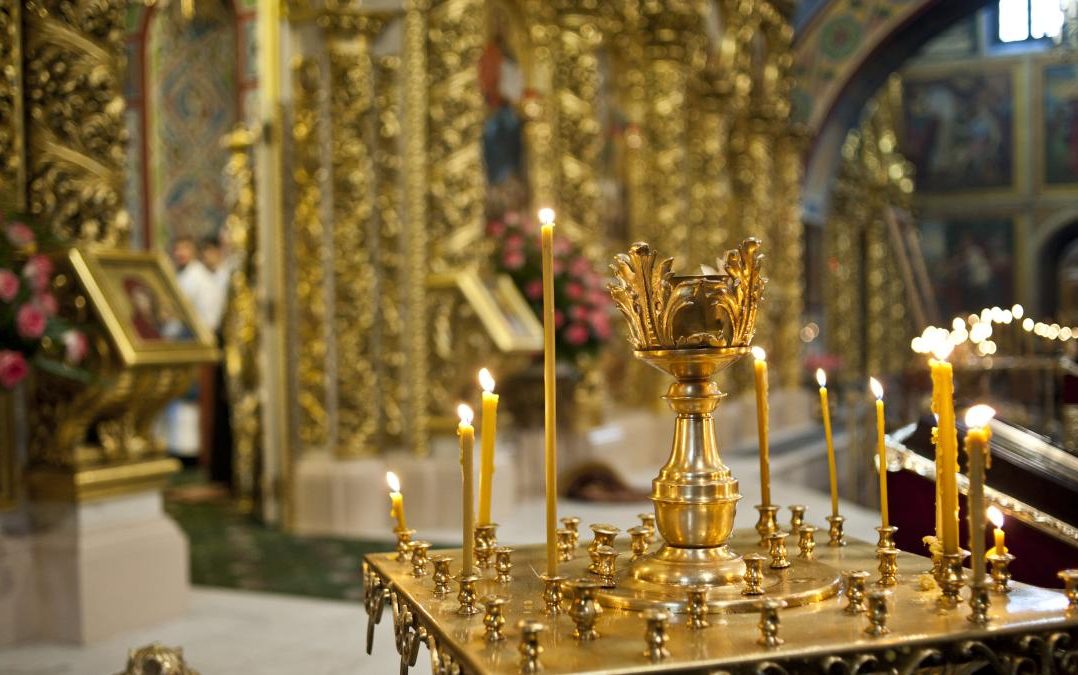 У Тернопільській області від COVID-19 помер священник: він таємно проводив служби попри карантин