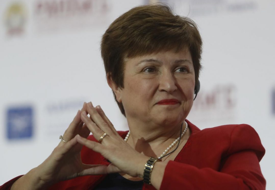 Уряди 103 країн світу звернулися до МВФ по допомогу