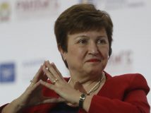 Уряди 103 країн світу звернулися до МВФ по допомогу