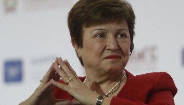 Уряди 103 країн світу звернулися до МВФ по допомогу