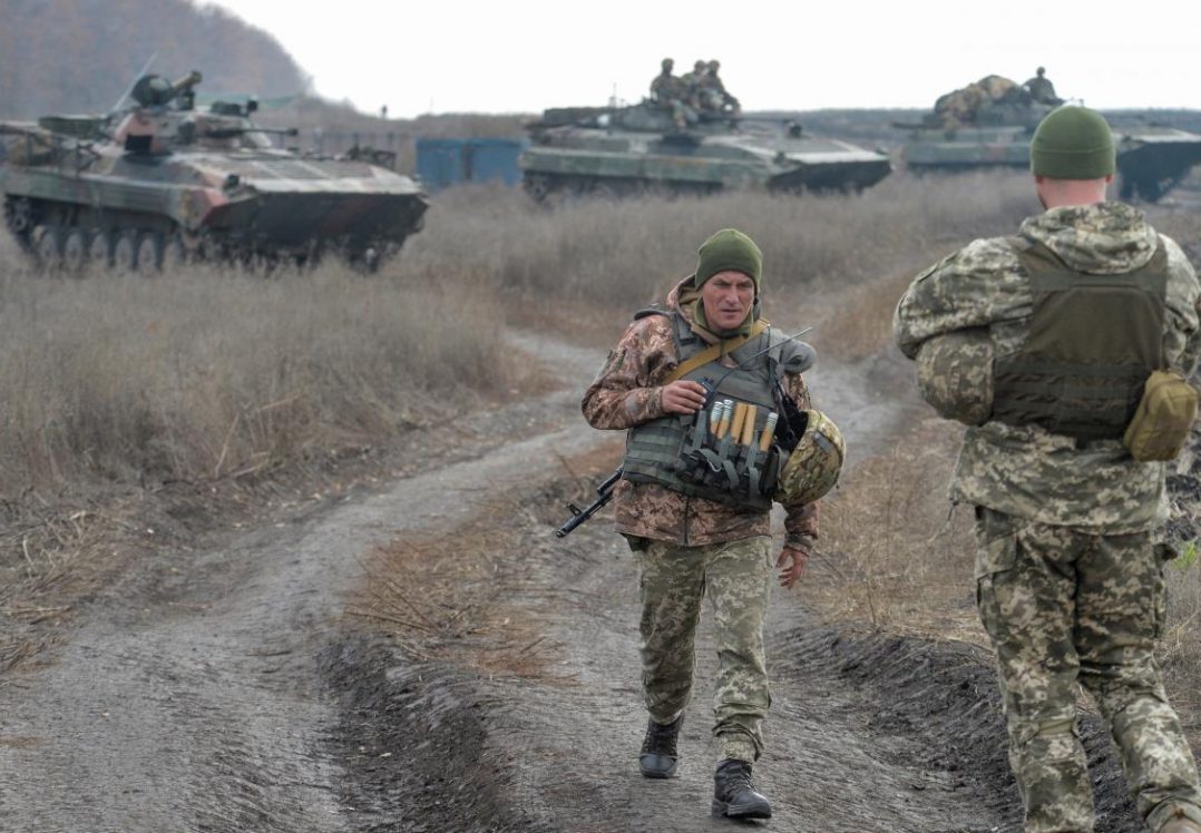 Бойовики РФ 15 разів порушили режим тиші на Донбасі: троє військових поранені