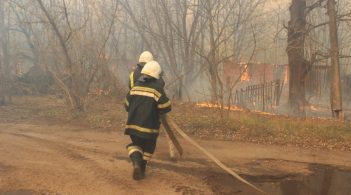 У Чорнобильській зоні ще тліють пеньки, але відкритого вогню немає