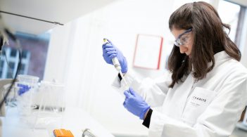 У Німеччині від коронавірусу одужали більш ніж половина інфікованих