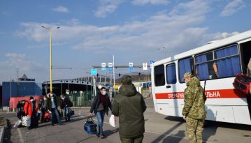 Пасажиропотік на кордоні України побив історичний мінімум