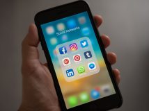Фейсбук «відправлятиме» на сайт ВООЗ тих, хто лайкає фейки про коронавірус