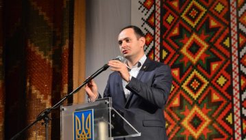 «Пакуйте та вивозьте»: мер Івано-Франківська вимагає, щоб поліція силоміць вивезла з міста всіх ромів