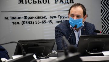 Мер Франківська вибачився за свої висловлювання про ромів та пояснив, що мав на увазі
