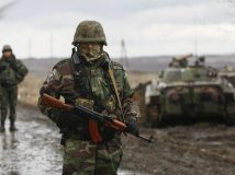 Двоє військових отримали поранення через обстріли бойовиків на Донбасі