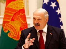 Лукашенко назвав росіян «братами» та запросив глав пострадянських країн на парад Перемоги до Мінська