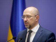 Шмигаль: масових заходів на 8-9 травня в Україні не буде