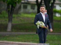 Зеленський у День пам’яті та примирення поїхав до кордону з Росією на Луганщині