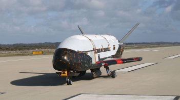 США запустять на орбіту секретний мінішатл X-37B