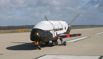 США запустять на орбіту секретний мінішатл X-37B
