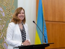 «Припиніть заподіювати страждання». США закликають Росію повернути Крим Україні