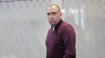 Антикорупційний суд зняв зобовʼязання з «короля контрабанди» Альперіна
