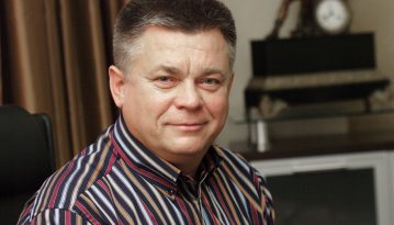 Розстріли на Майдані: суд заочно заарештував ексміністра оборони Лебедєва