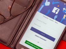 Facebook за місяць виявив 50 млн фейкових постів про коронавірус
