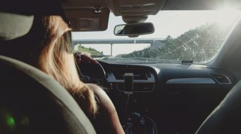 В Uber водії робитимуть селфі в масках перед початком робочого дня