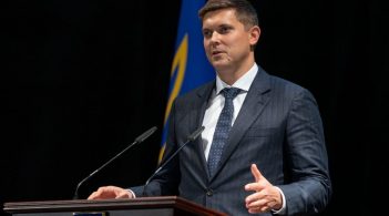 Глава Одеської ОДА Куций вибачився перед журналістами після скандального відео з «викликом Нацгвардії»
