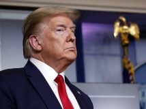 Трамп заявляє, що коронавірус виник у лабораторії Уханя, розвідка США вважає інакше