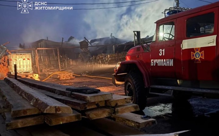 Житомирщину атакували російські дрони, пошкоджена енергетика